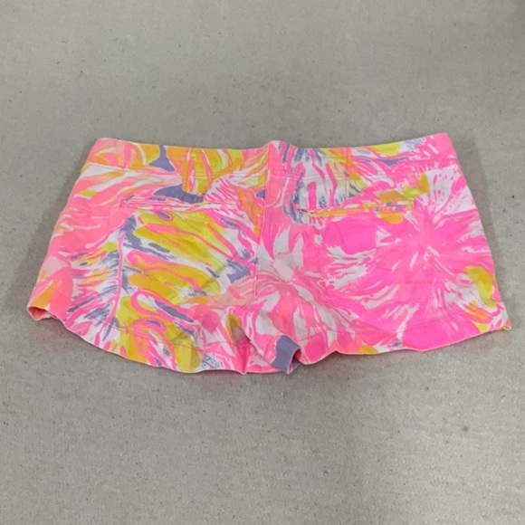 EUC woman’s Lilly Pulitzer shorts - Picture 6 of 6